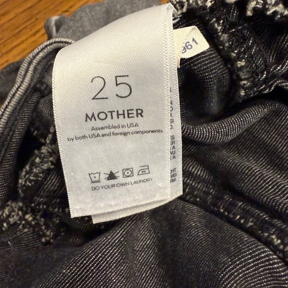 MOTHER The Ruffle Mini Skirt in Train
Stops - Picture 4 of 4